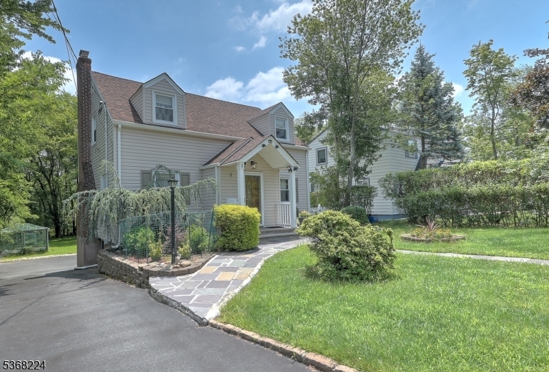 Property Photo: 4 Pleasant Valley Way NJ 07052