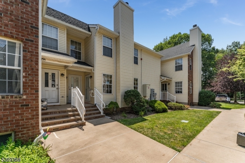 Property Photo:  416 Ripley Ct 416  NJ 08854 