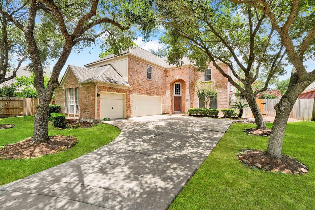 Property Photo: 3203 Shadywind Drive TX 77082