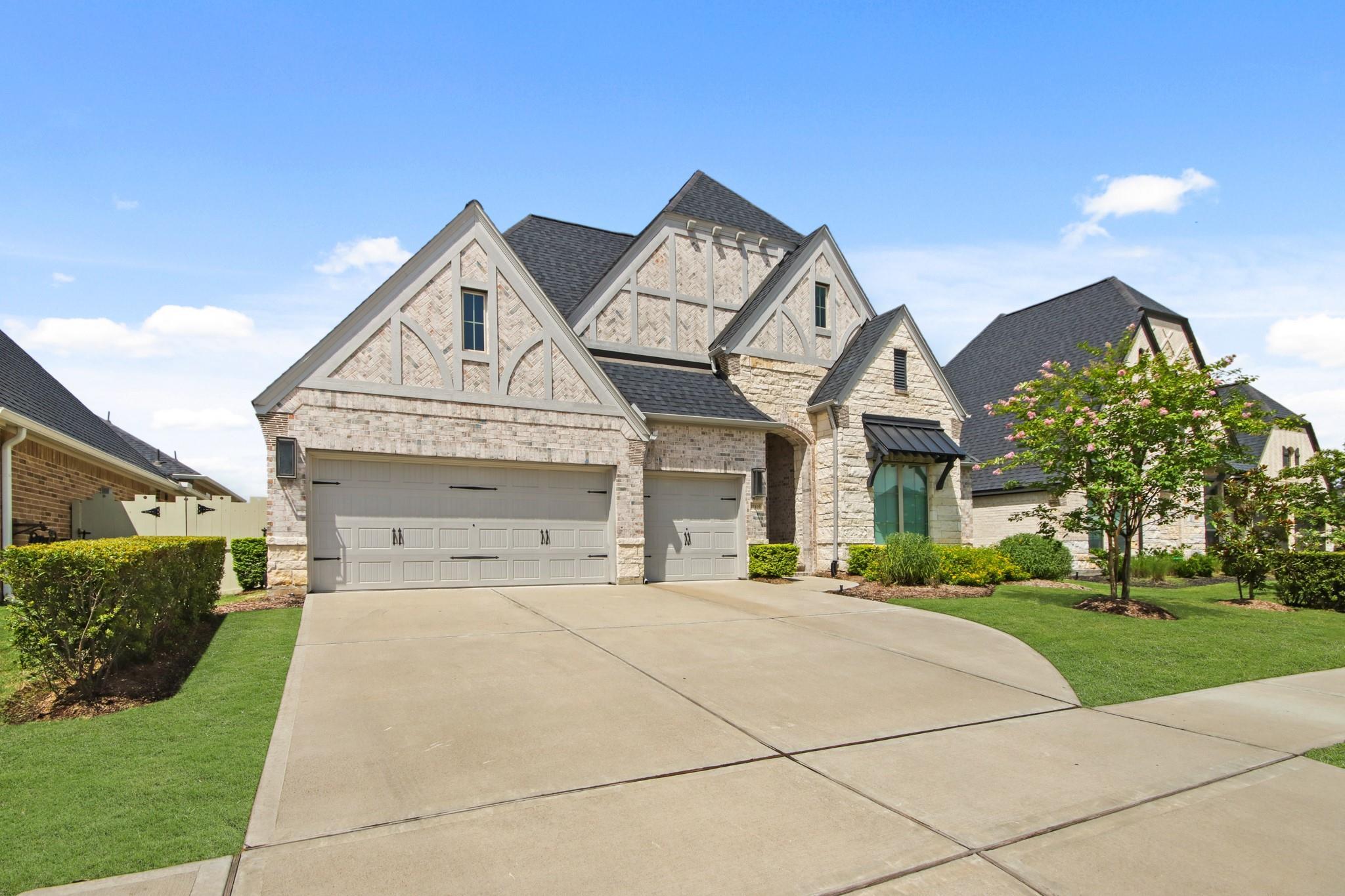 Property Photo: 17406 Bayflower Drive TX 77385