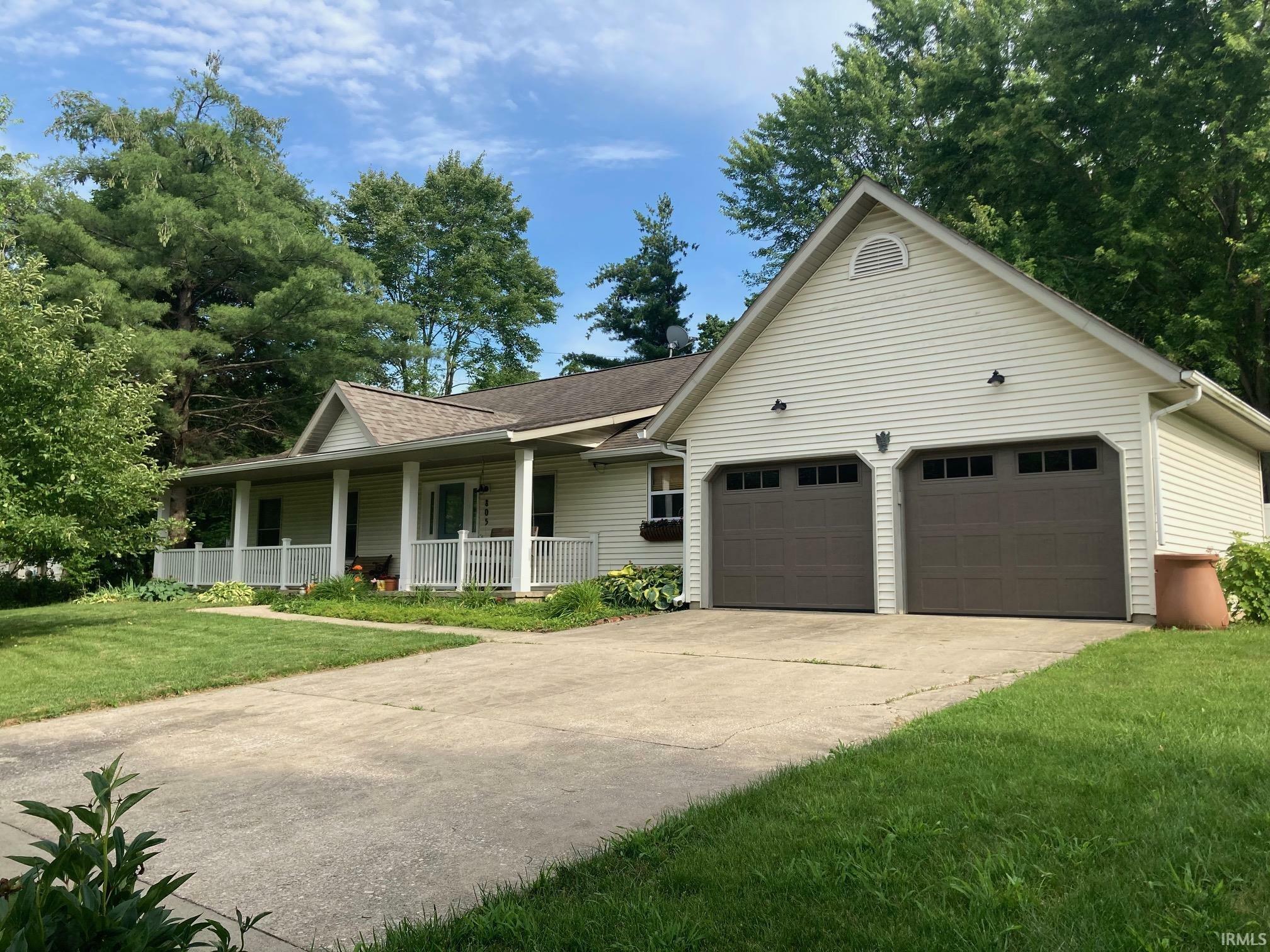 805 W Countryside Lane  Bloomington IN 47403 photo
