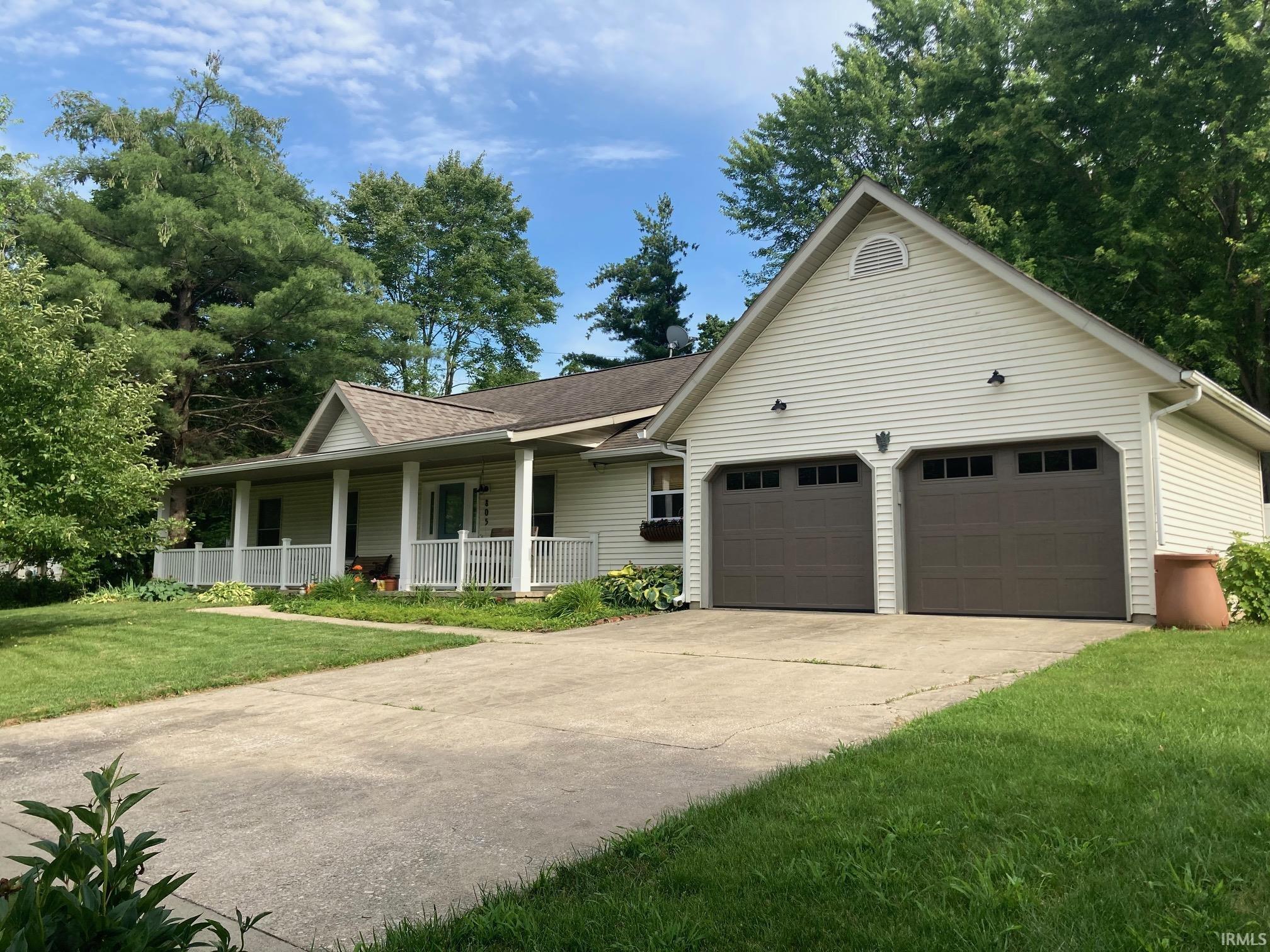805 W Countryside Lane  Bloomington IN 47403 photo