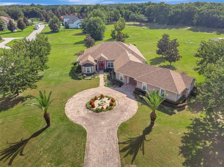 Property Photo:  18139 Great Blue Heron Drive  FL 34736 
