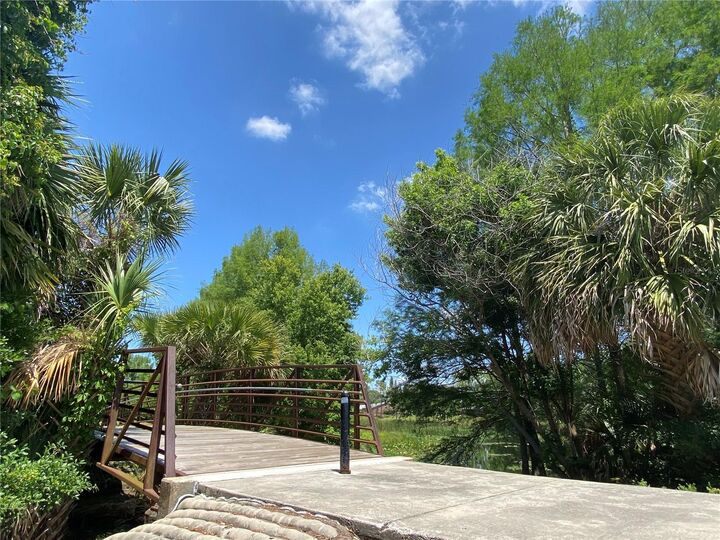 Property Photo: 1709 Shady Ridge Court 243 FL 32807