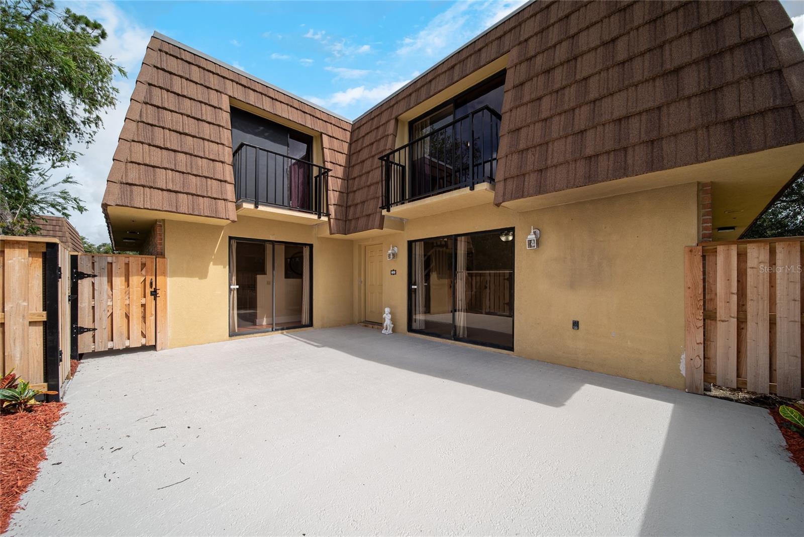 5365 Elm Court 331  Orlando FL 32811 photo