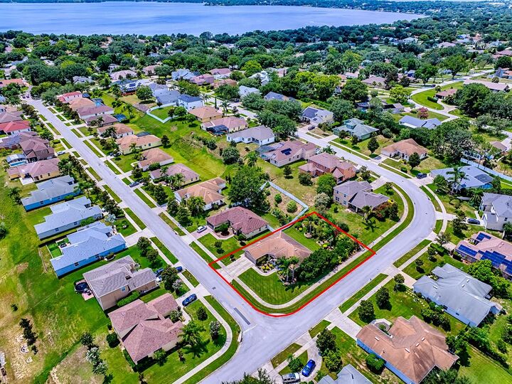 Property Photo:  13051 Antique Oak Street  FL 34711