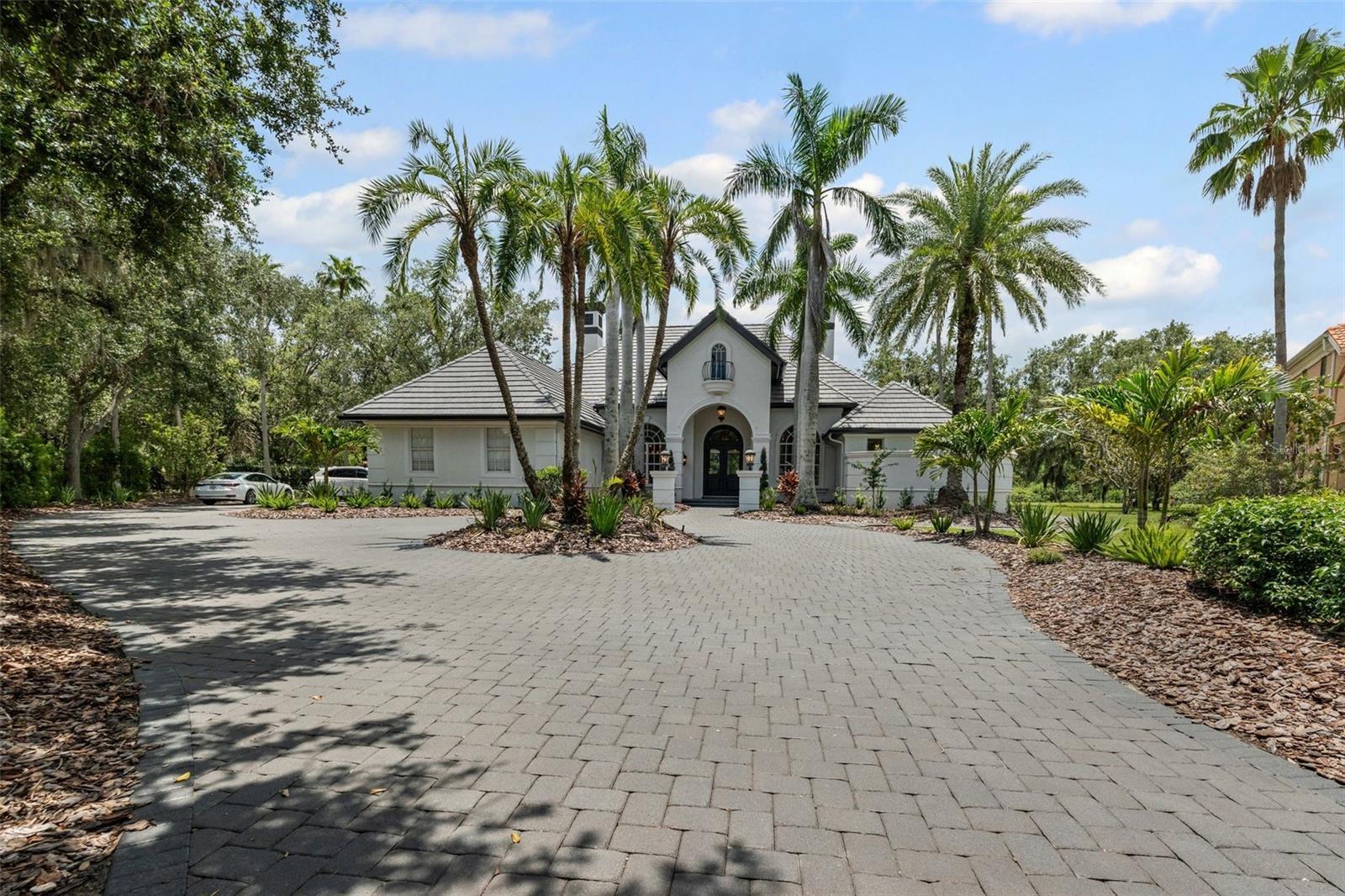Property Photo: 6959 Westchester Circle FL 34202