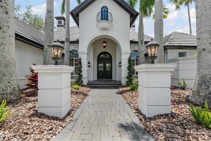 Property Photo:  6959 Westchester Circle  FL 34202 