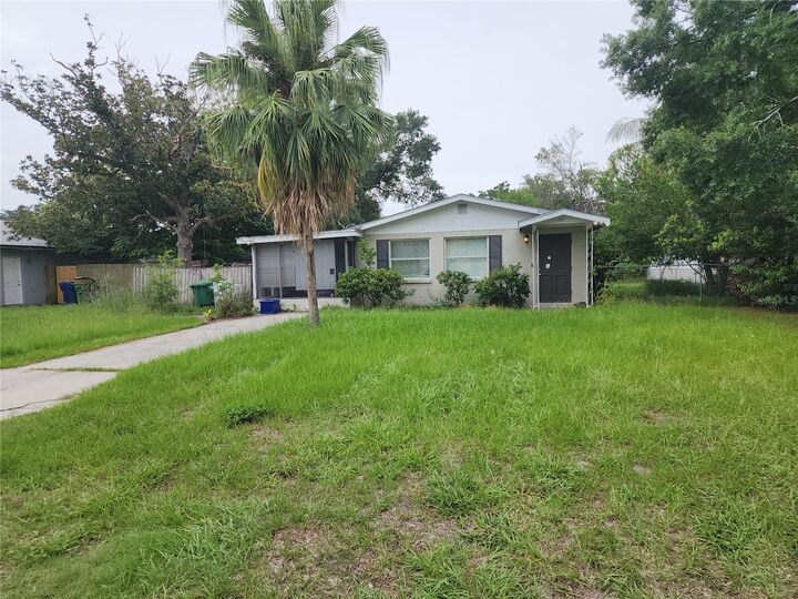 Property Photo: 1711 E Poinsettia Avenue FL 33612