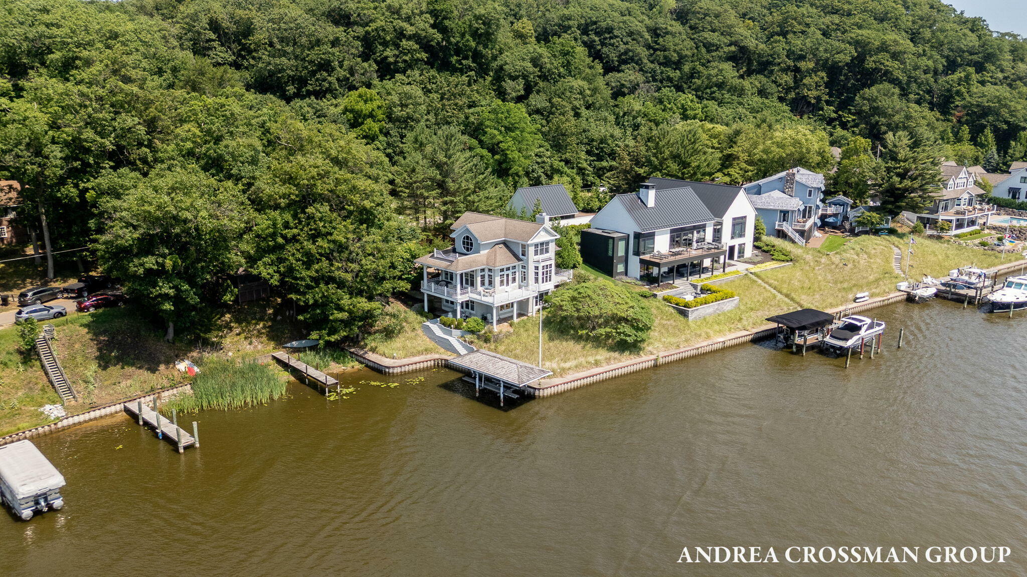 Property Photo: 873 Park Street MI 49453