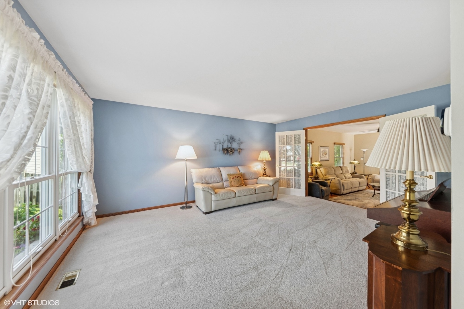 Property Photo: 1885 McRae Lane IL 60060