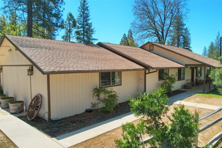 Property Photo: 50986 Road 632 CA 93644