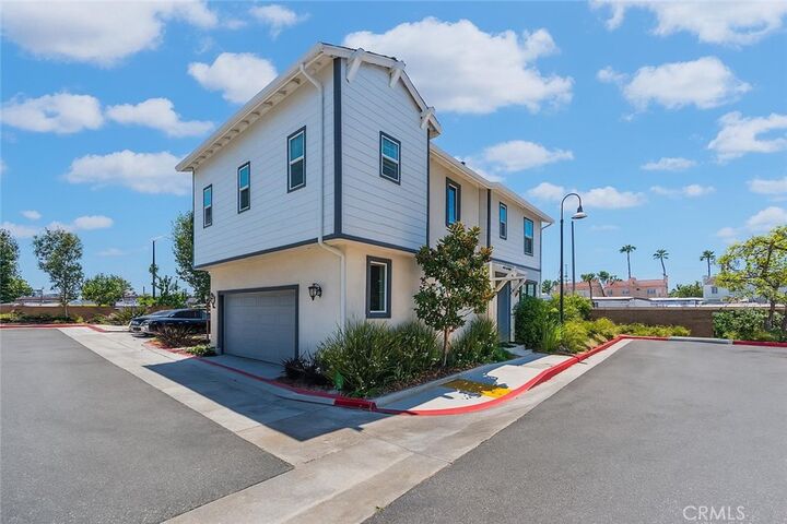 Property Photo:  24603 Westwind Place  CA 90710 