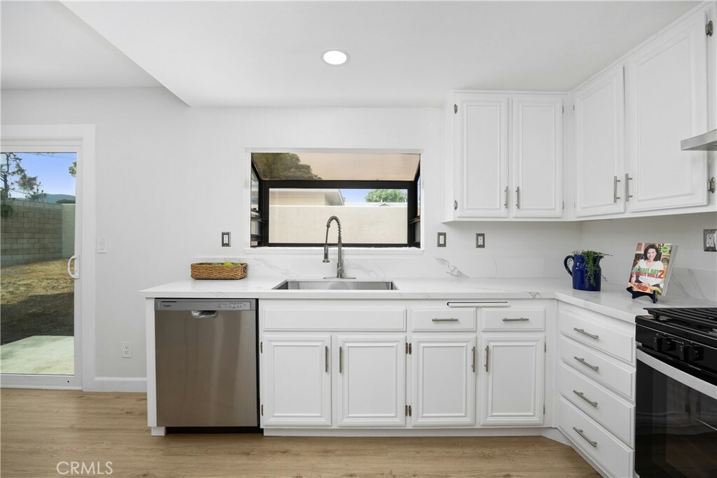 Property Photo: 1348 Sandia Street CA 92882