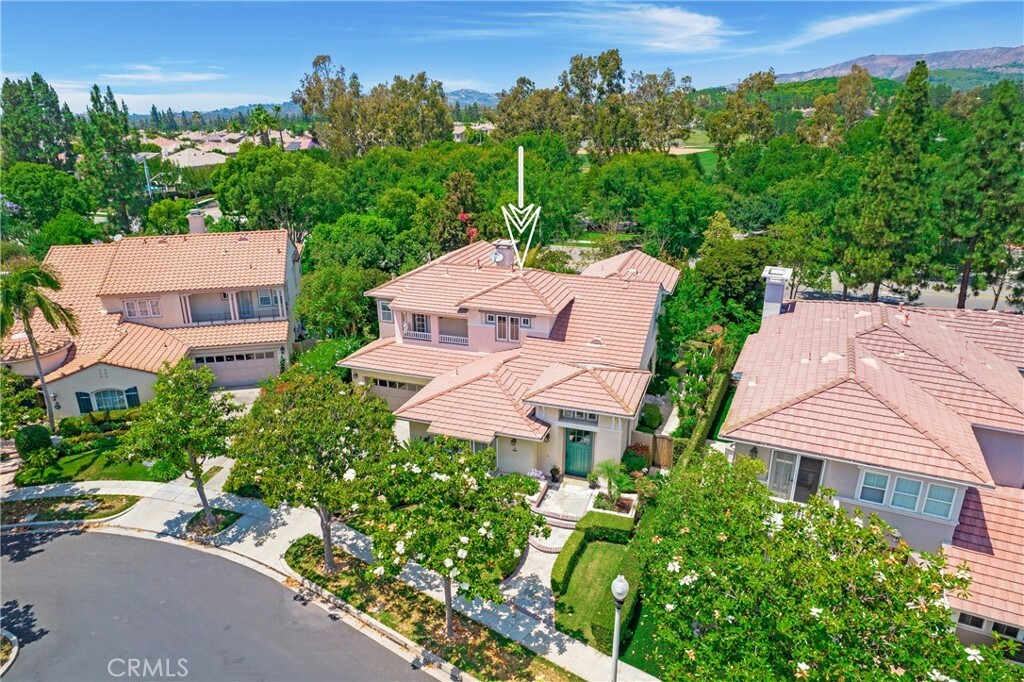 Property Photo: 7 Glenhaven Lane CA 92620
