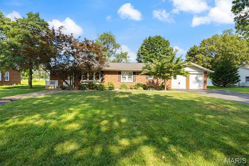 Property Photo: 65 Harmon Drive IL 62254