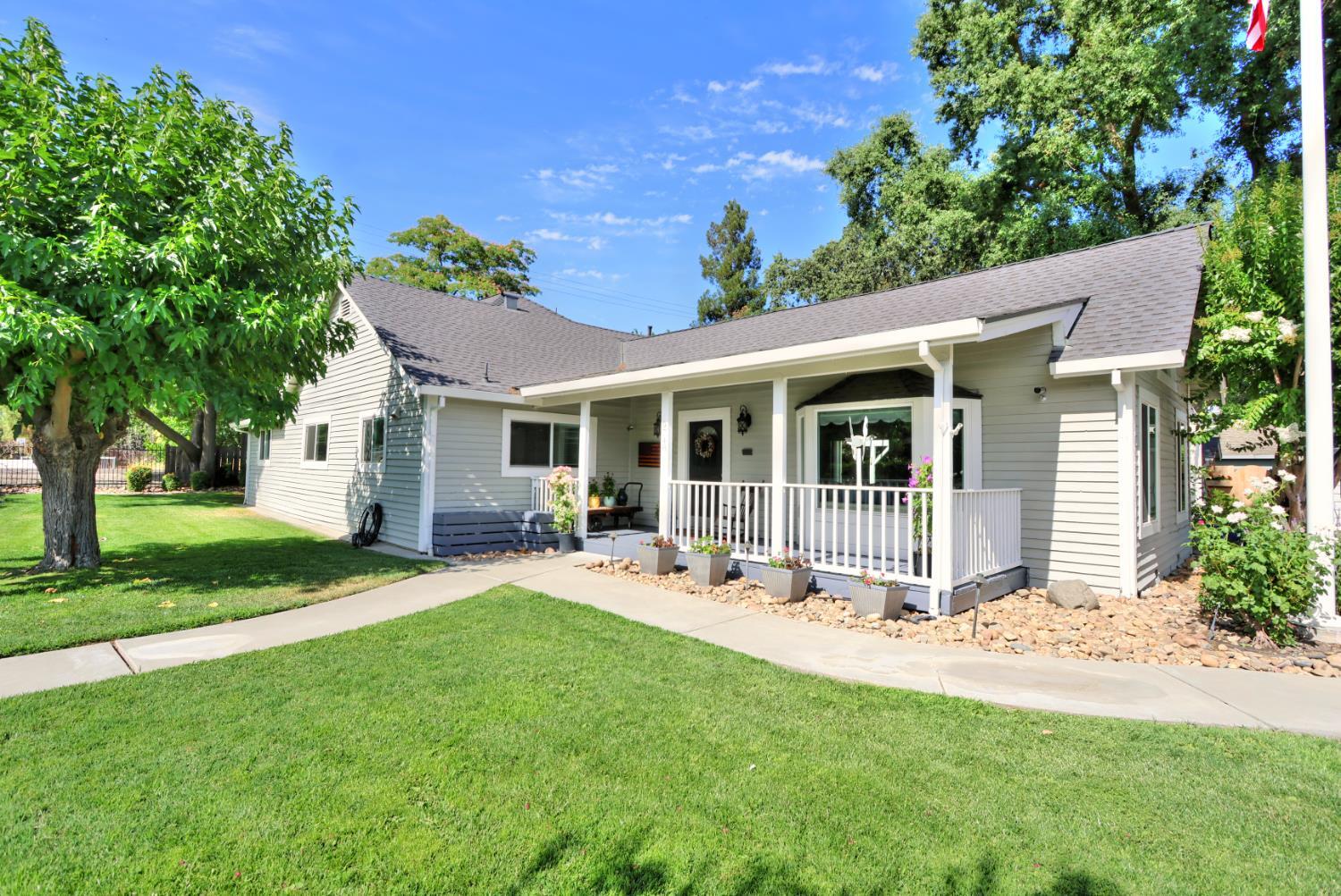 Property Photo: 9748 Cole Drive CA 95212