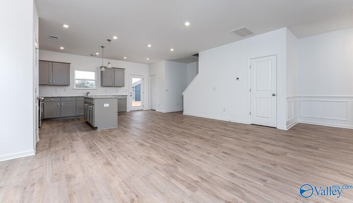 Property Photo: 1105 Tanger Glen Trail AL 35749