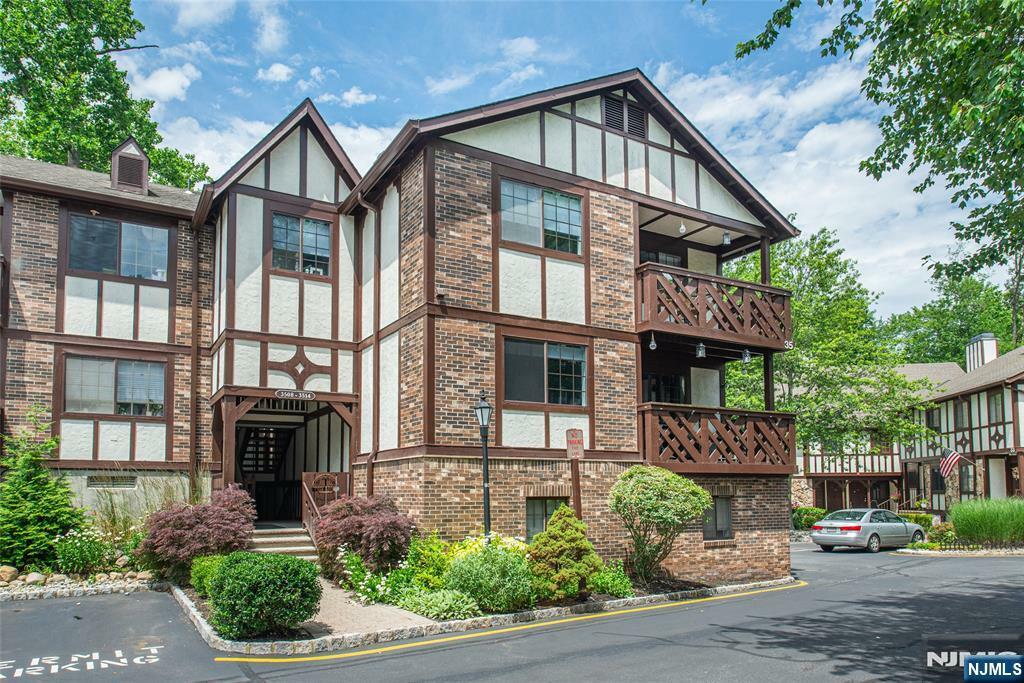 3514 Whittier Court  Mahwah NJ 07430 photo