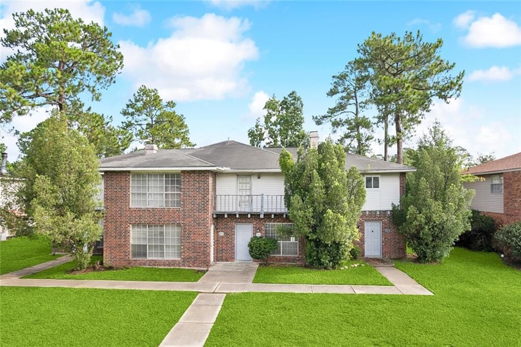 Property Photo: 1524-1530 Richmond Drive LA 70458