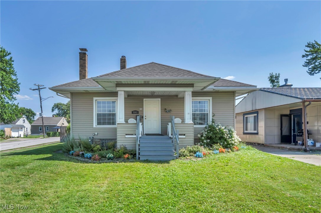Property Photo: 3303 Tuxedo Avenue OH 44134