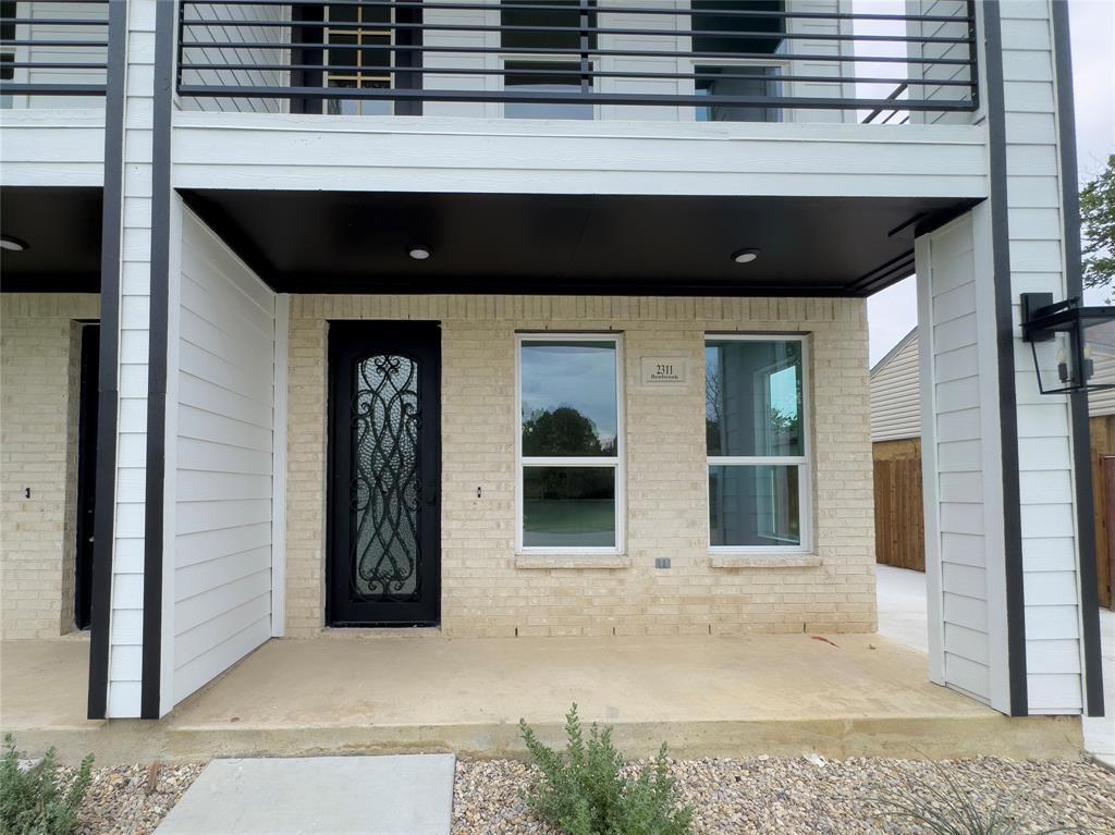 Property Photo: 2309 Benbrook Drive TX 76110