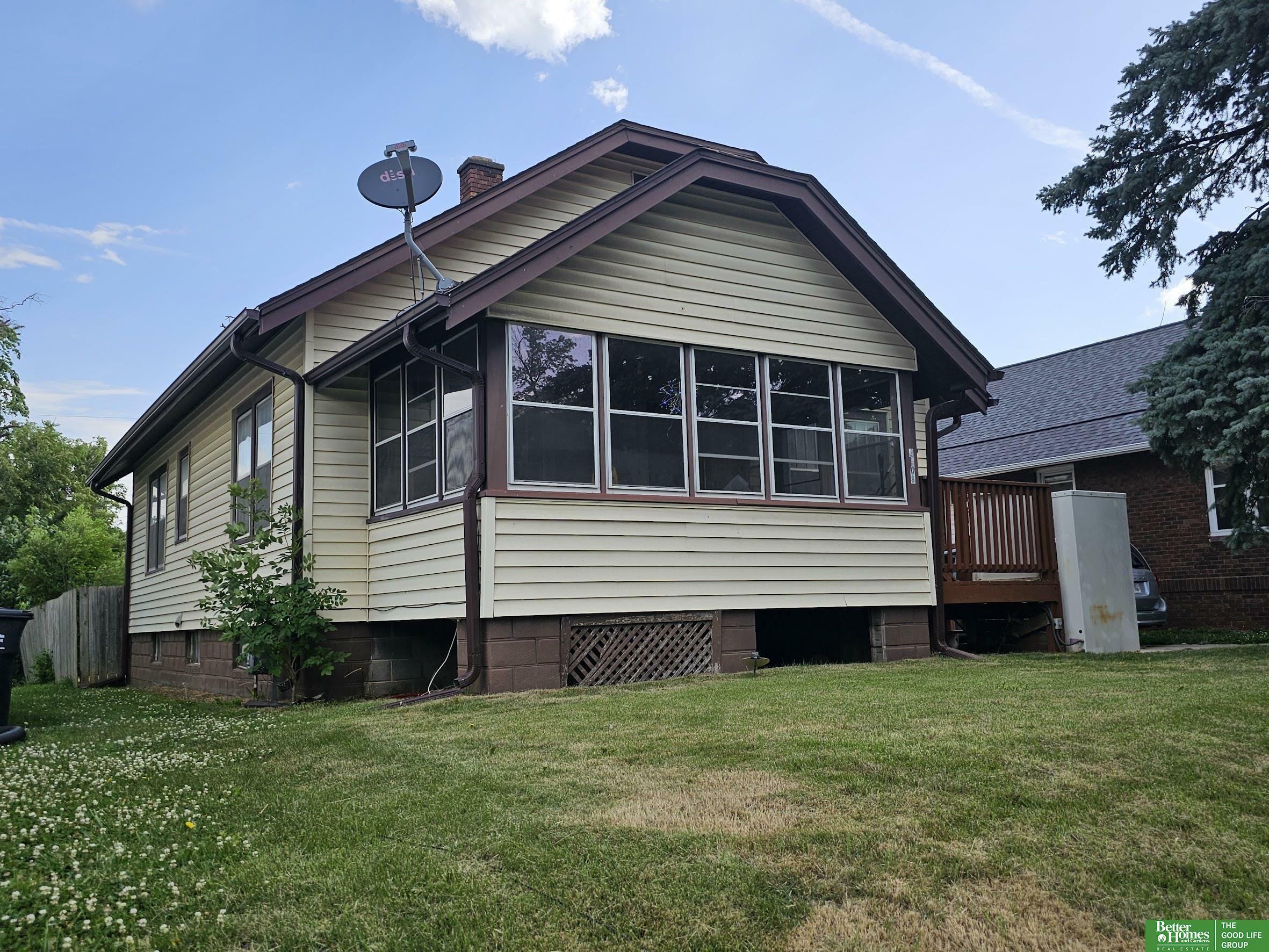 4108 Maple Street  Omaha NE 68111 photo