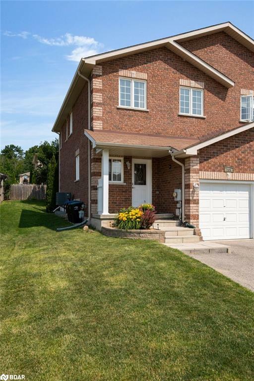 Property Photo: 105 Southwinds Crescent ON L4R 0A1