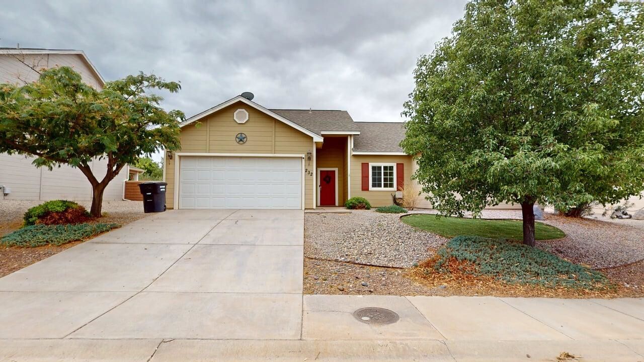 Property Photo:  232 Burnage Ln  NM 88310 