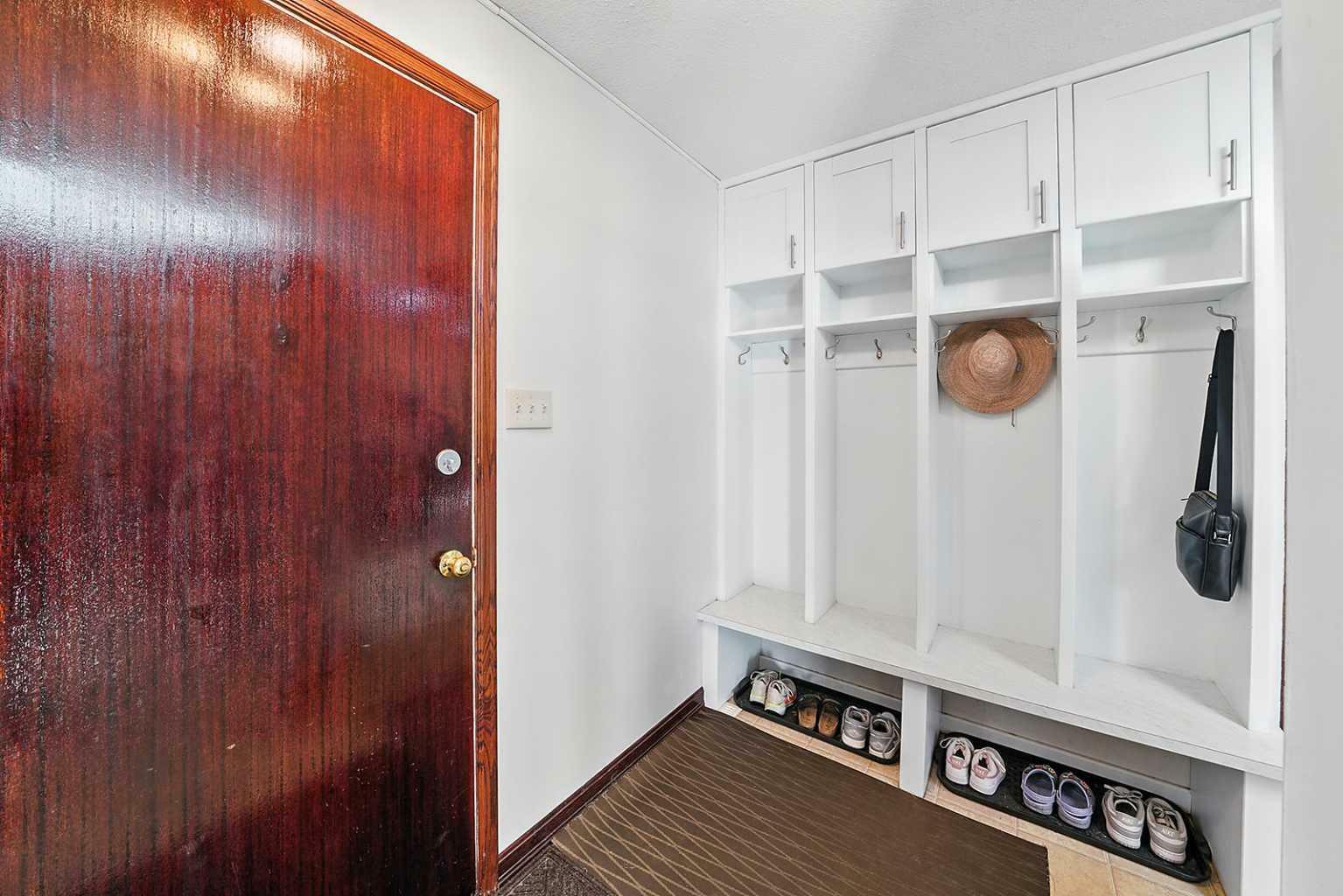 Property Photo: 4758 56 Street AB T4N 2K3