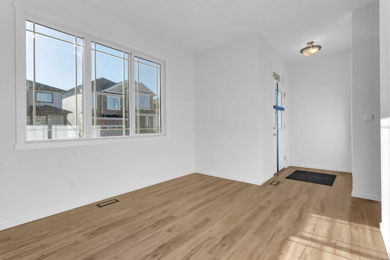 Property Photo: 71 Carringford Road NW AB T3P 2H1