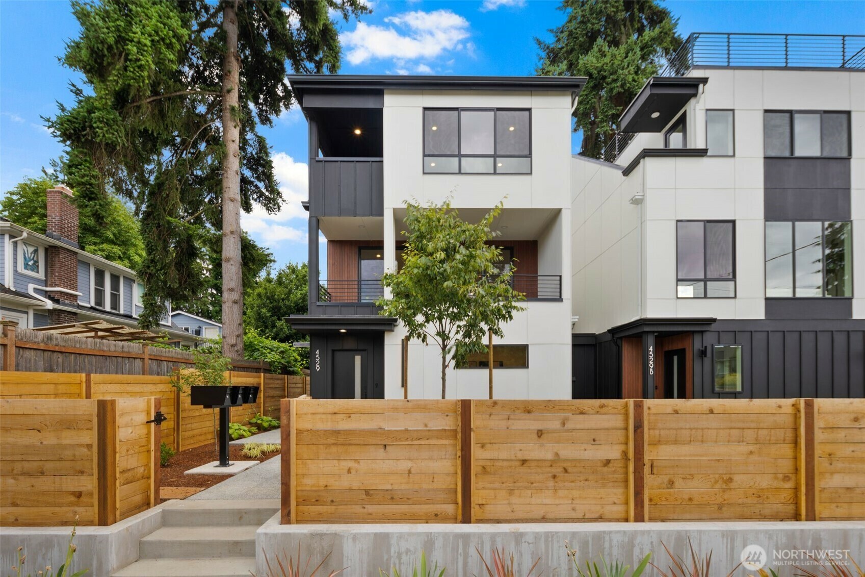 Property Photo: 4529 S Orcas Street WA 98118