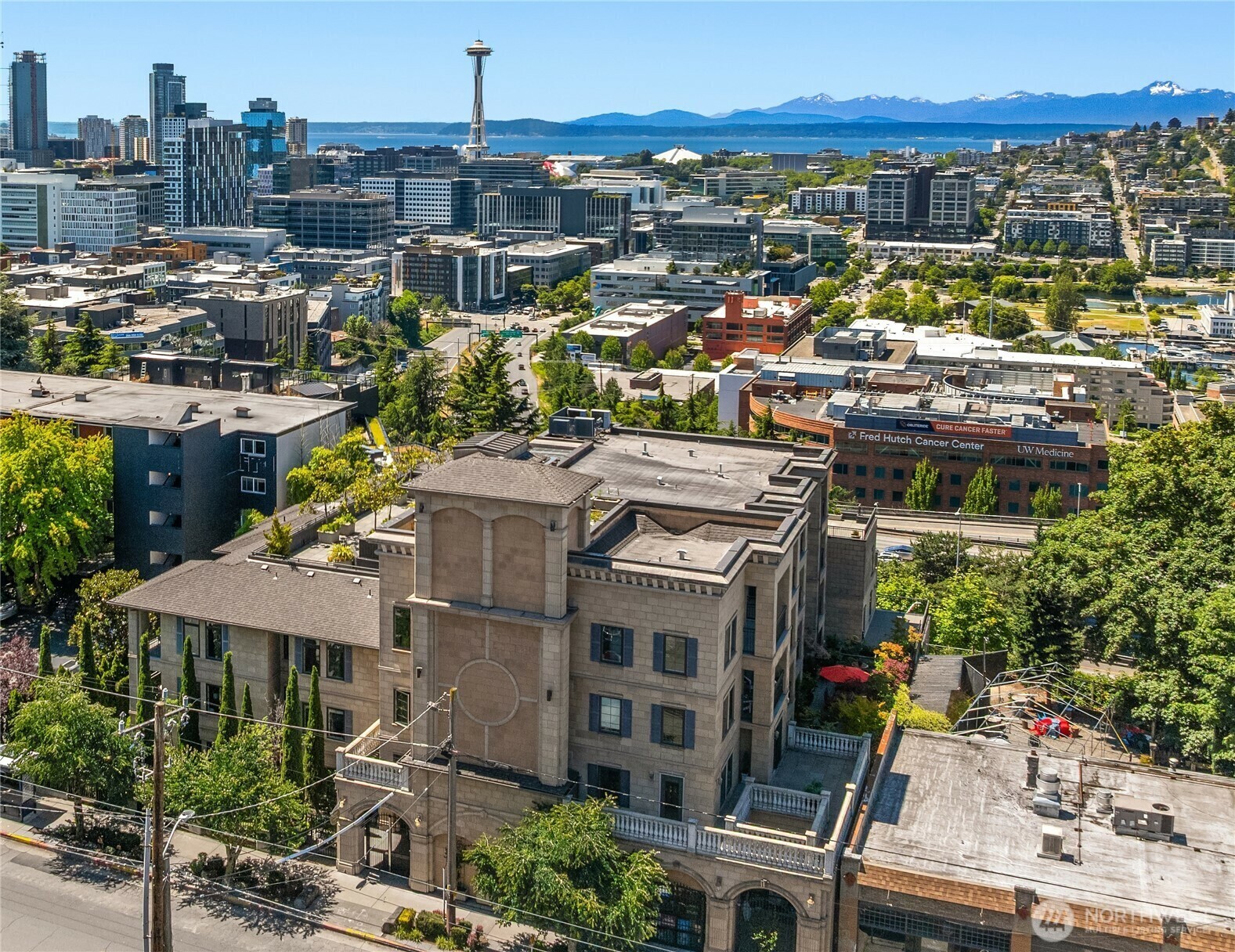 745  Bellevue Avenue E 305  Seattle WA 98102 photo