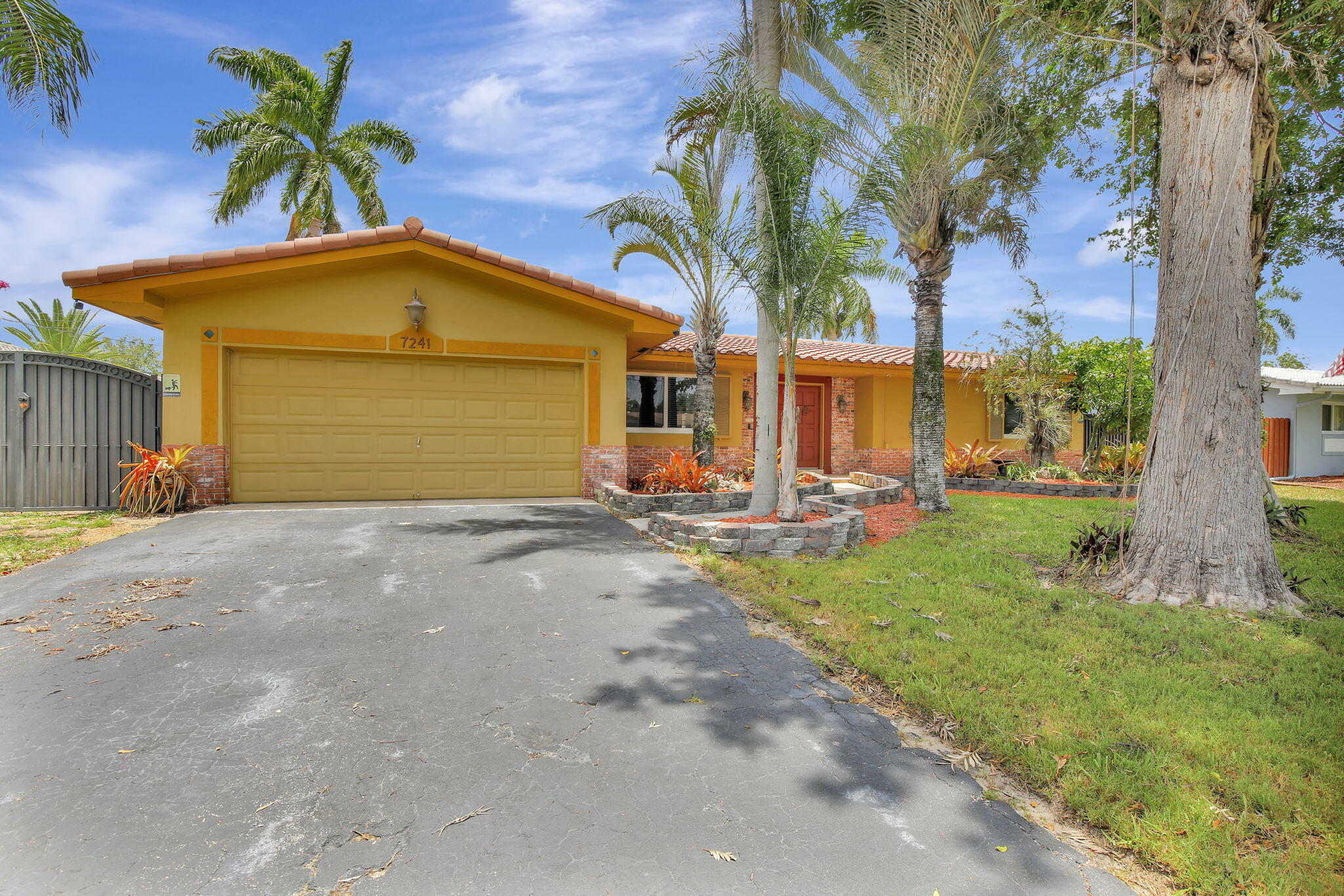 Property Photo: 7241 NW 10th Court FL 33313
