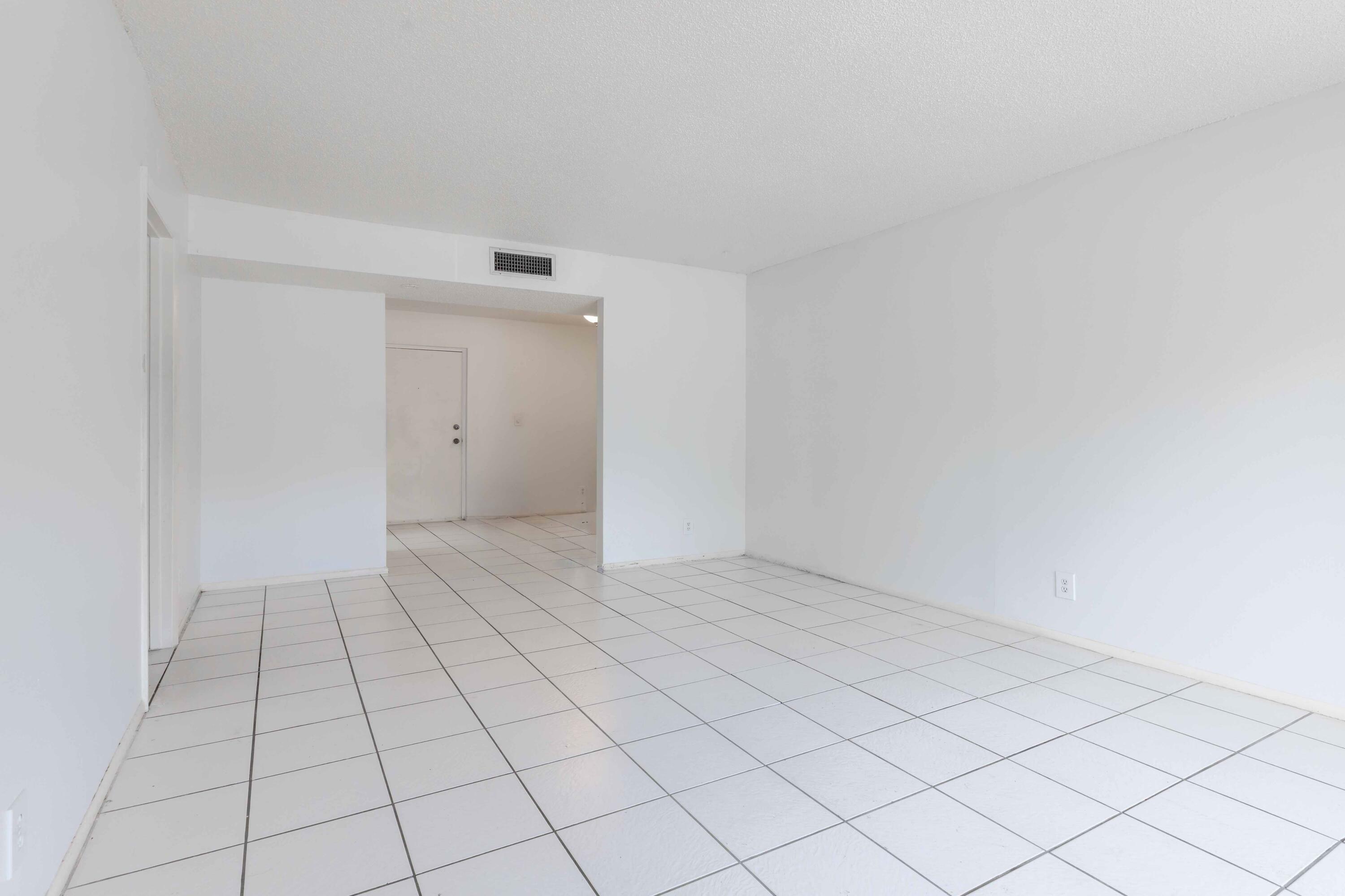 Property Photo: 490 NW 20th Street 1050 FL 33431