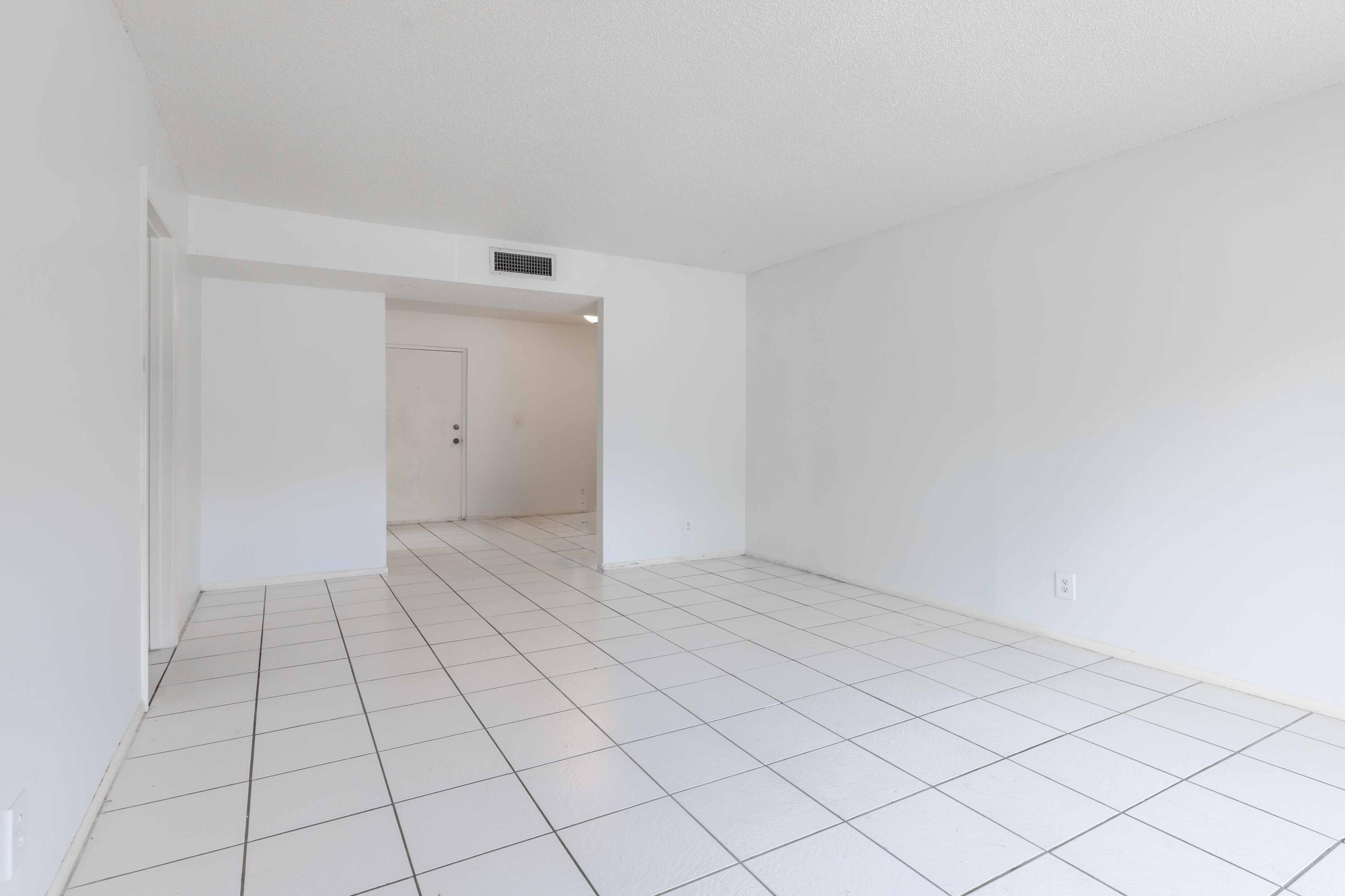 Property Photo: 490 NW 20th Street 1050 FL 33431