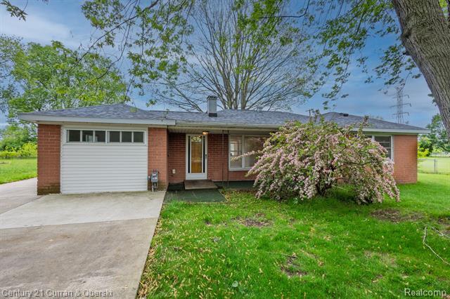 2548 Hearthside Drive  Ypsilanti MI 48198 photo