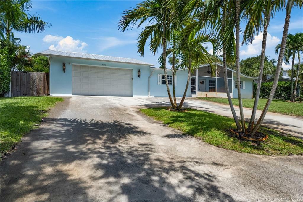 Property Photo: 4245 NE Sunset Drive FL 34957