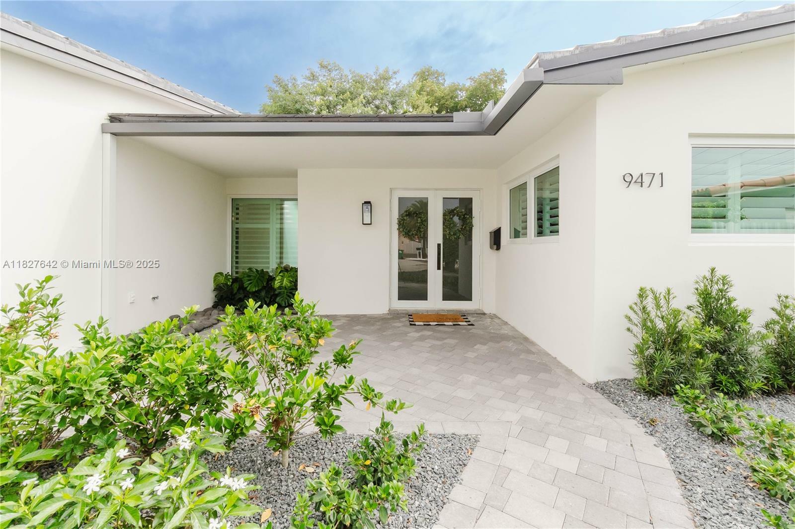 9471 SW 10th St  Miami FL 33174 photo