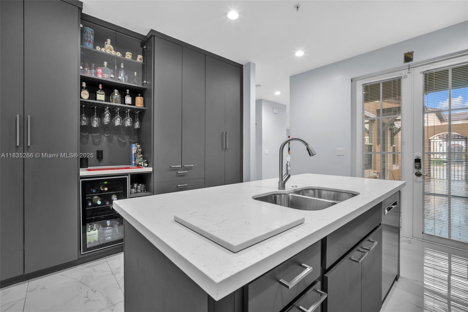 Property Photo: 14646 SW 13th St FL 33027