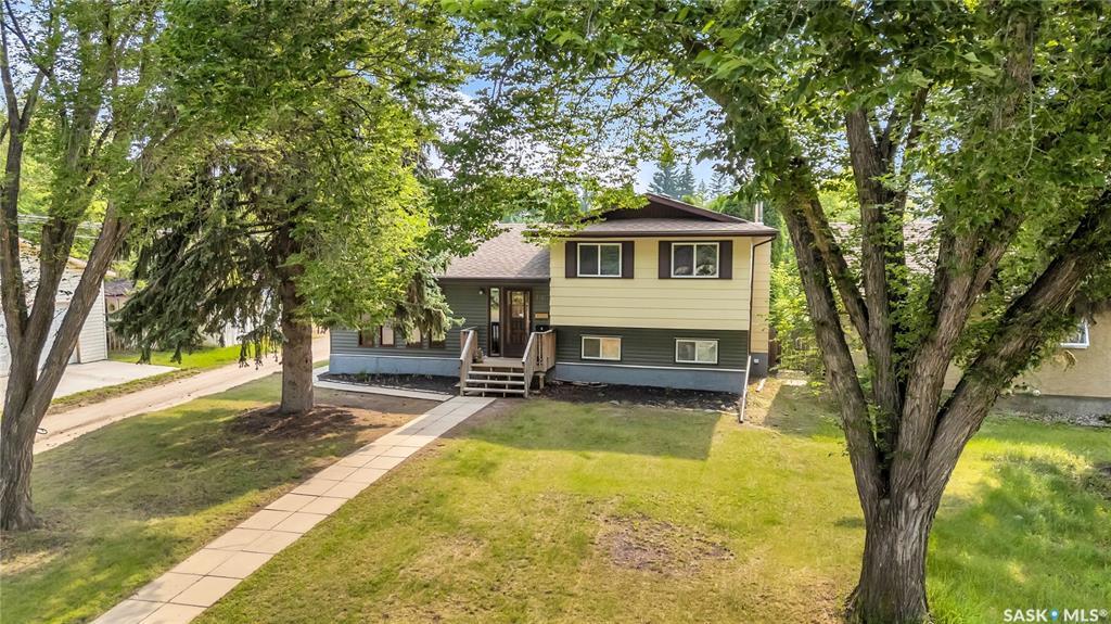 1911 Melrose Avenue  Saskatoon SK S7J 0V1 photo