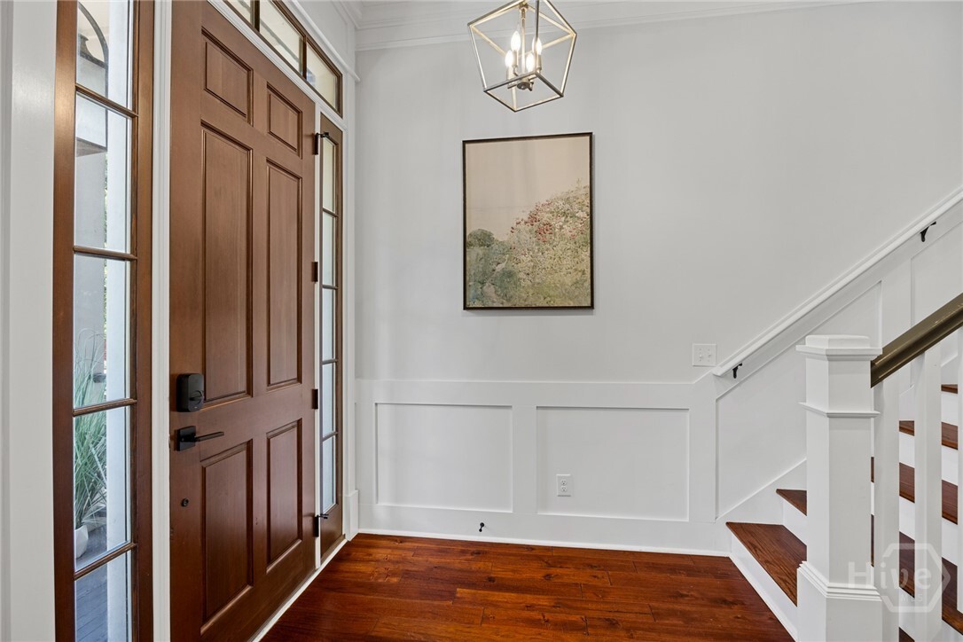 Property Photo: 517 E Liberty Street GA 31401
