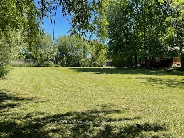 Property Photo:  1027 Chapman Street  ON L0L 1W0 