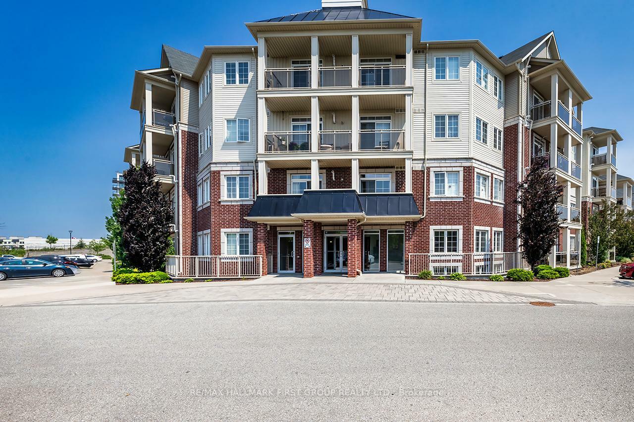 Property Photo: 84 Aspen Springs Drive 327 ON L1C 0V3