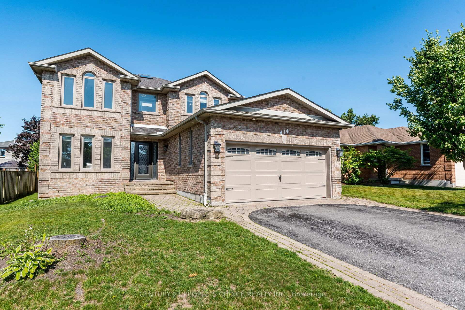 Property Photo: 414 Cundles Road W ON L4N 7C2