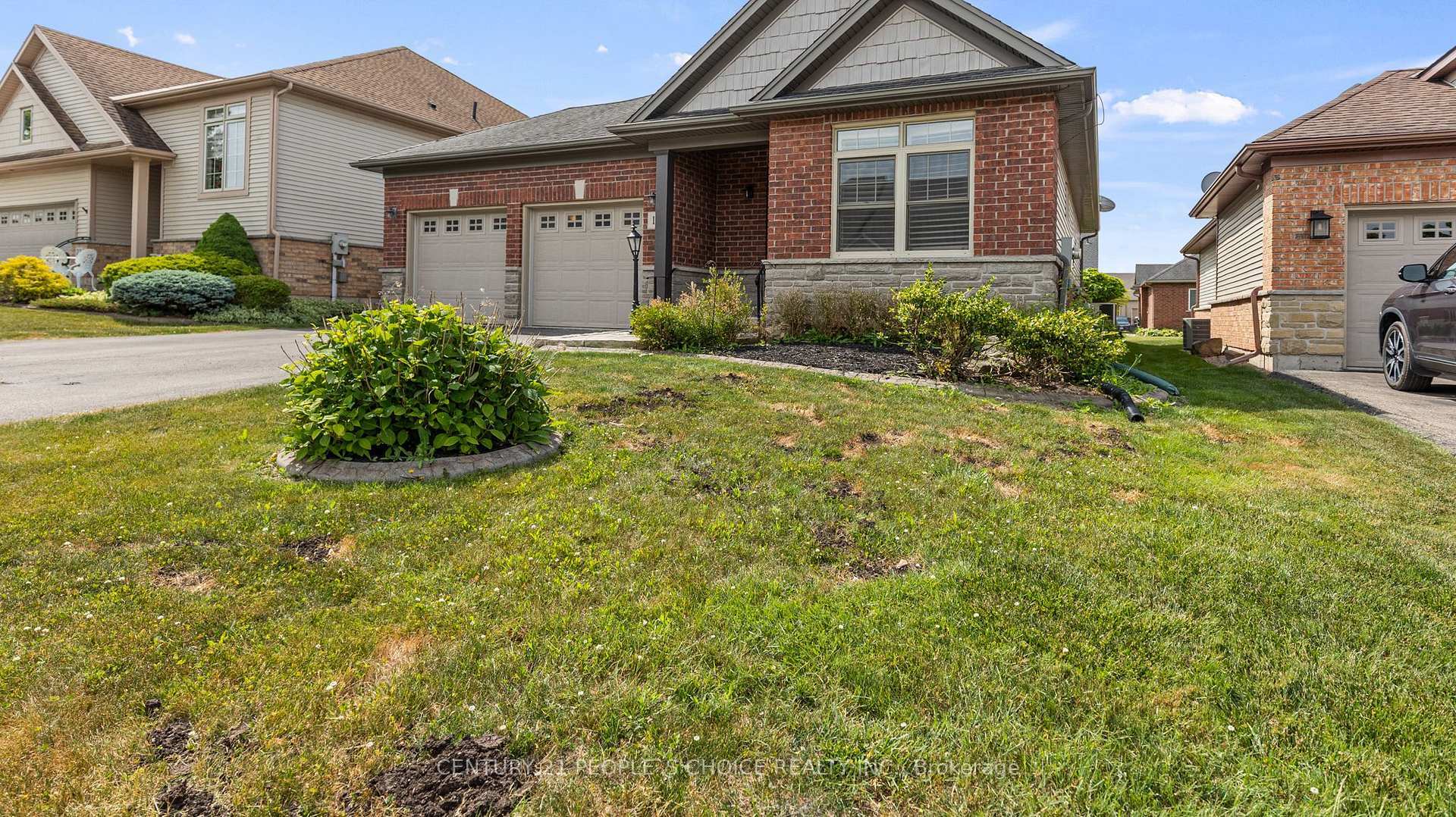 Property Photo: 11 Aaron Trail ON L3B 6G4