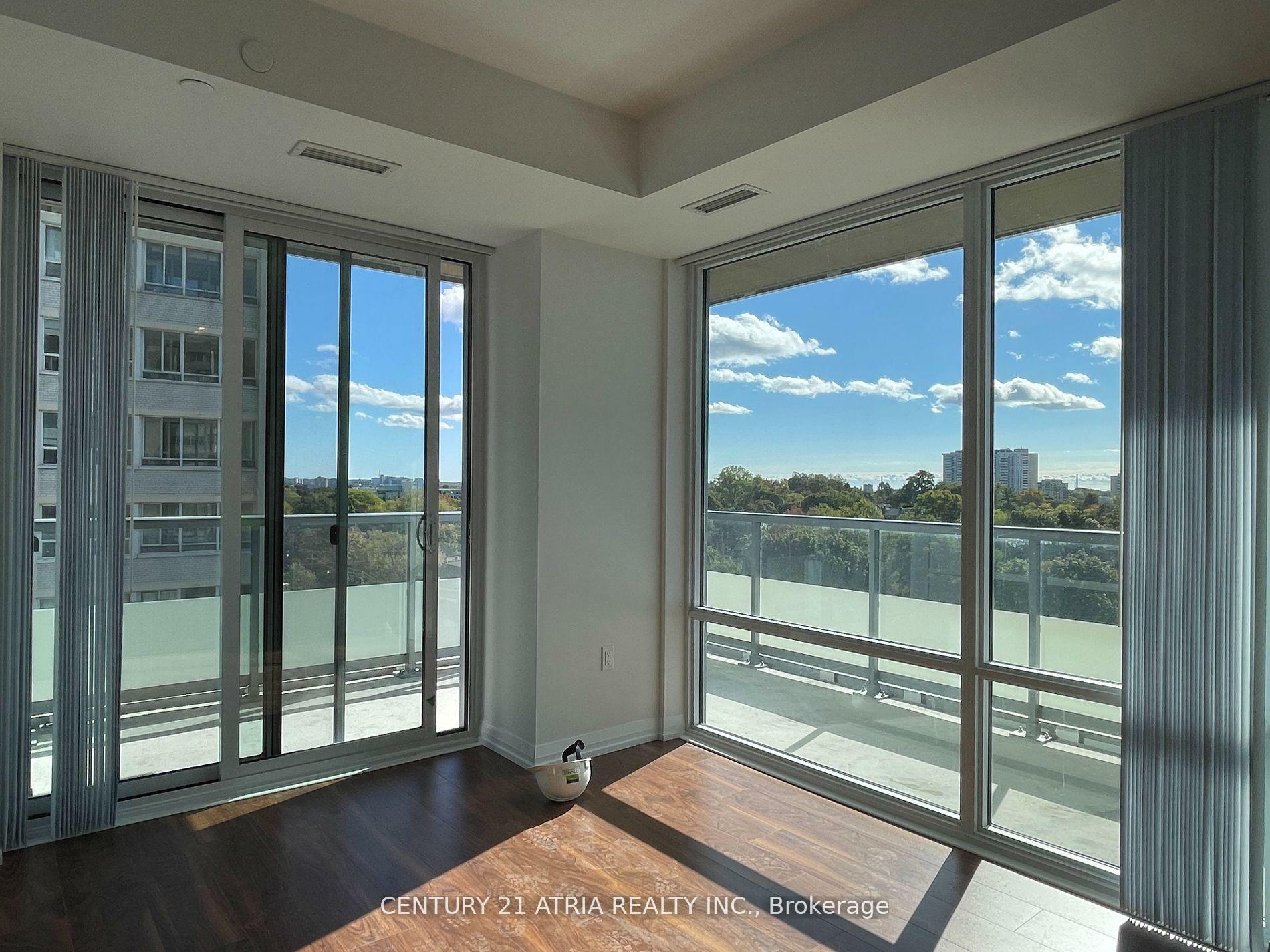 Property Photo: 25 Holly Street 1107 ON M4S 0E3
