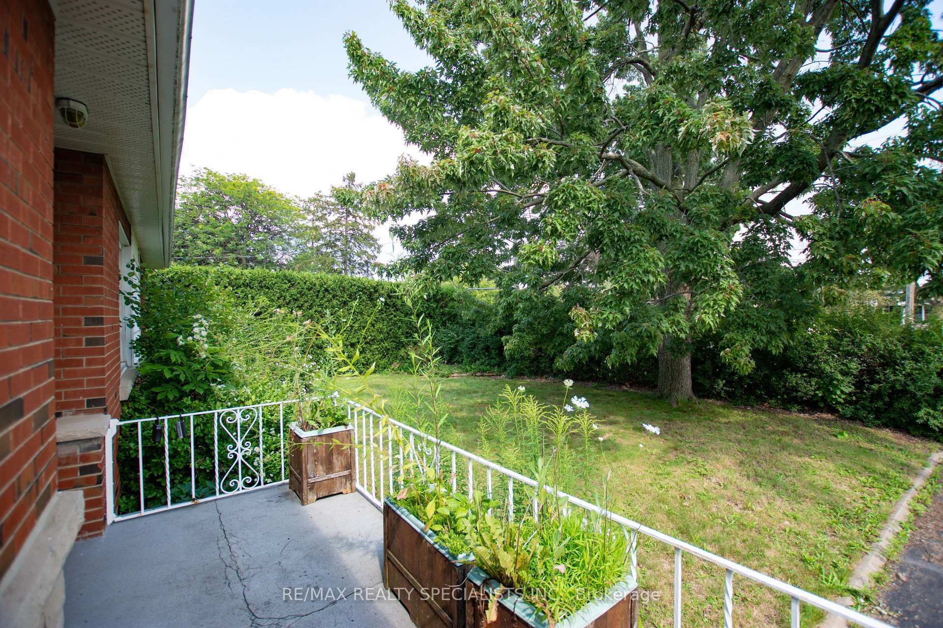Property Photo: 1319 Rebecca Street ON L6L 1Z3