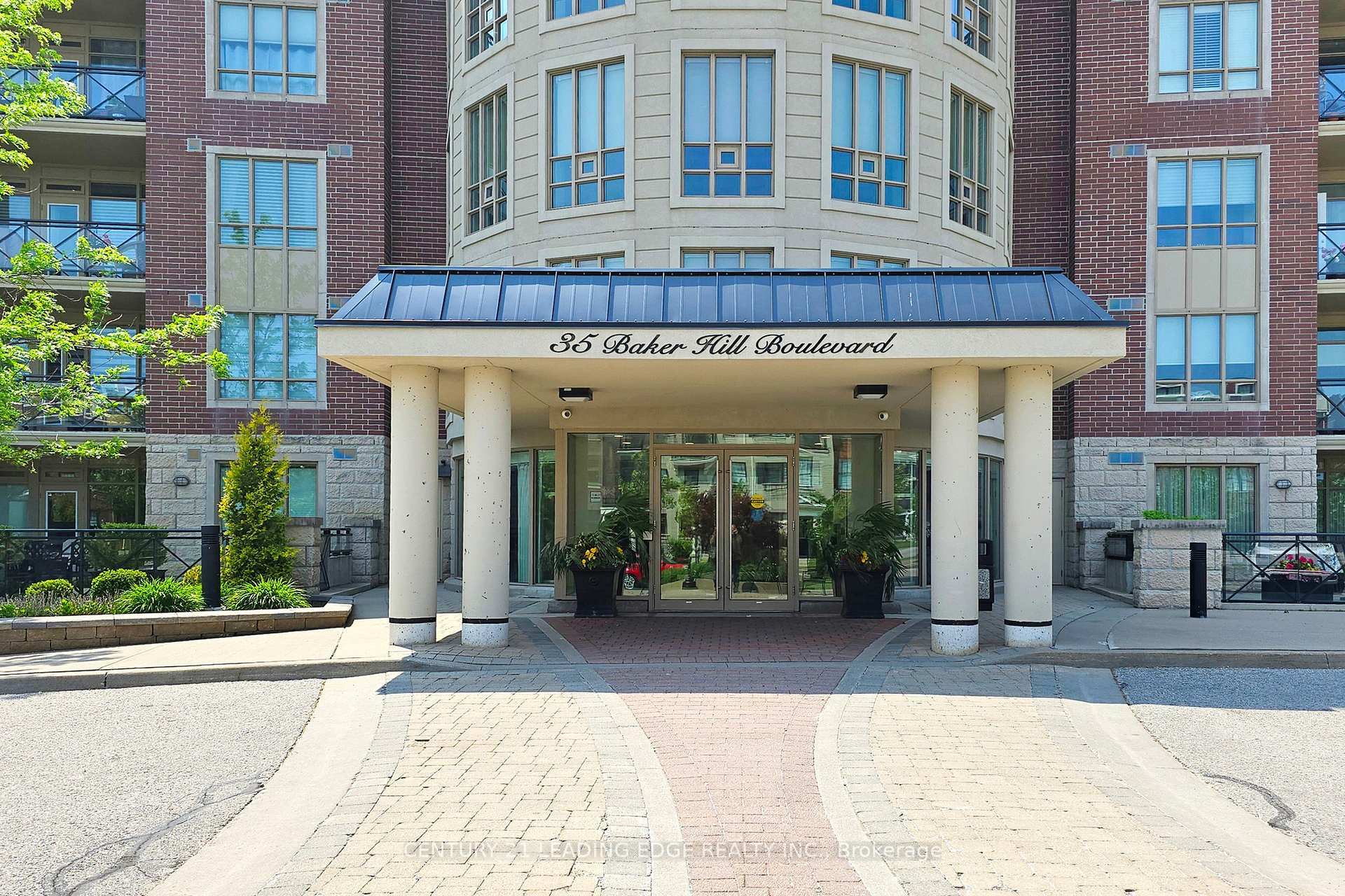 Property Photo: 35 Baker Hill Boulevard 305 ON L4A 1P8