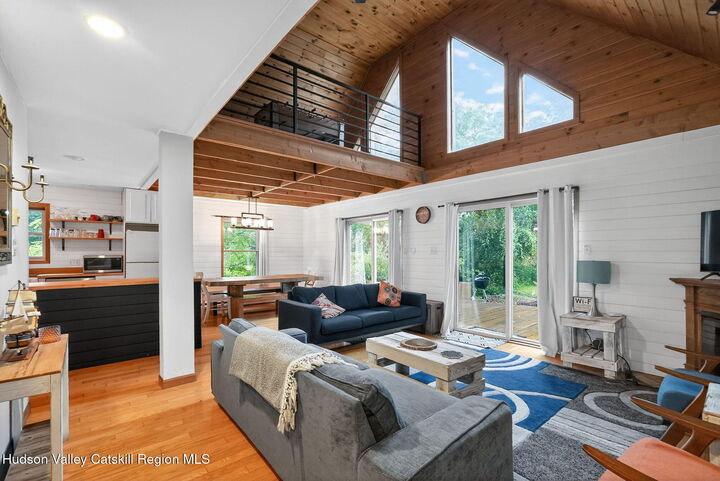Property Photo:  3205 Sleepy Hollow  NY 12015 